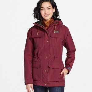L.L. Bean Women's Mountain Classic Water-Resistant Jacket in Maroon/Burgundy XL